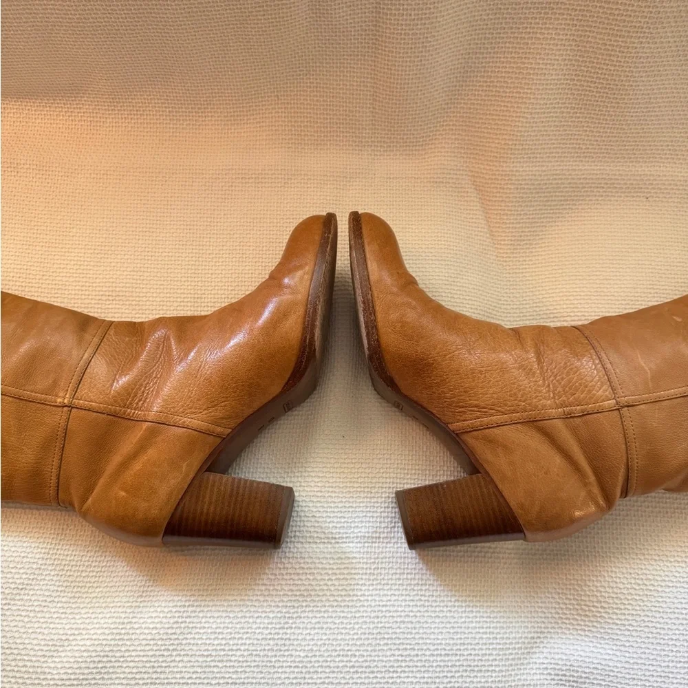 Coach Tan Leather Heeled Boots, sz 10 - Picture 4 of 9